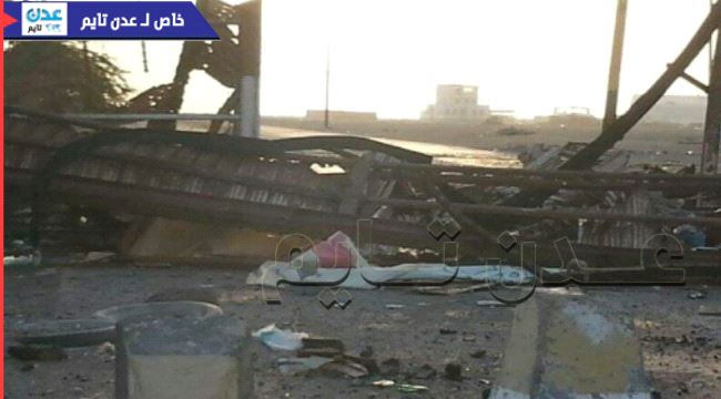 بالصور.. تطهير ميناء #المخا من الالغام وأطفال حوثيين يوسطون الاهالي للاستسلام 
