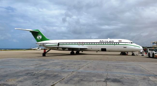 شركة طيران إفريقية تستأنف رحلاتها إلى عدن لأول مرة منذ بدء الحرب