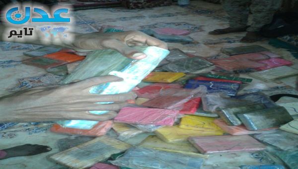 انفراد/ المقاومة تضبط نصف طن من المخدرات في دار سعد بعدن ( صور)