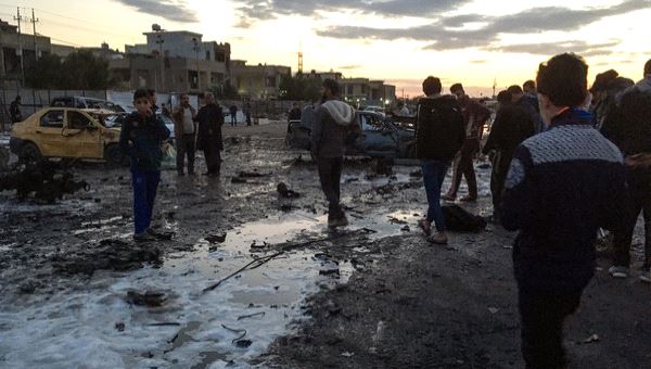 52 قتيلاً بتفجير في شارع مزدحم جنوب #بغداد .. و #داعش يتبنى