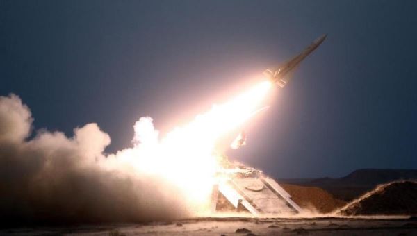 دفاعات التحالف تعترض صاروخ باليستي أطلقه الحوثيون وقوات صالح على مارب