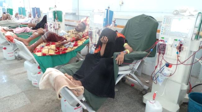400 مريض بالفشل الكلوي يصارعون الموت بتعز بسبب حصار الحوثيين 