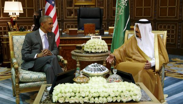 الملك سلمان يستقبل الرئيس أوباما في الرياض