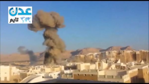 فيديو/ لحظة تفجير نقطة عسكرية في شبام حضرموت