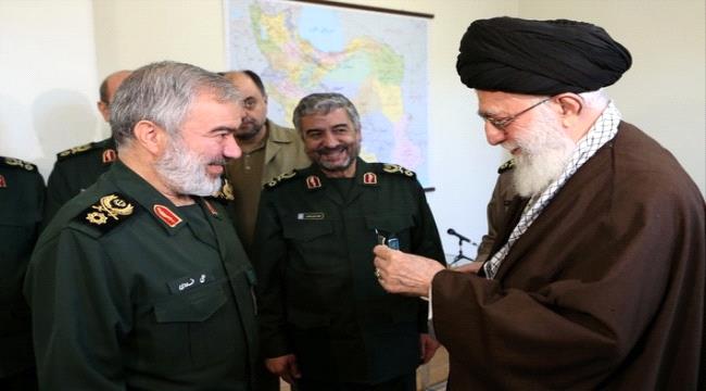 قائد عسكري : الحرس الثوري لن يبقى في حدود إيران