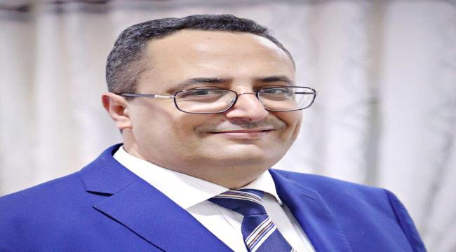 وزير دولة مستقيل بحكومة الشرعية يتهم وزير الداخلية بالتورط في محاولة اغتيال قائد لواء 