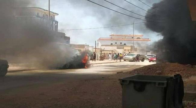  إخماد حريق بمدينة الغيضة بالمهرة ومصدر امني يكشف عن الخسائر