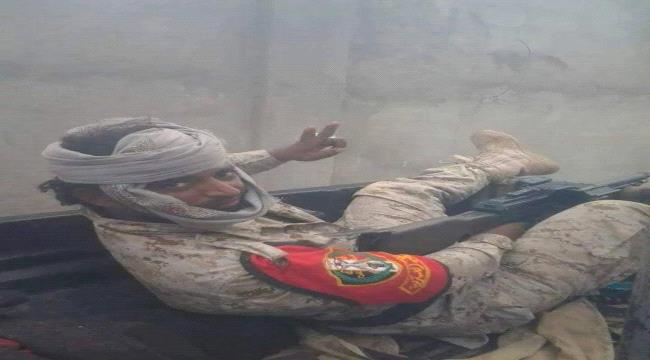 استشهاد شاب في معركة مطار #الحـديدة مع ترتيبات إحتفال اسرته بخطوبته