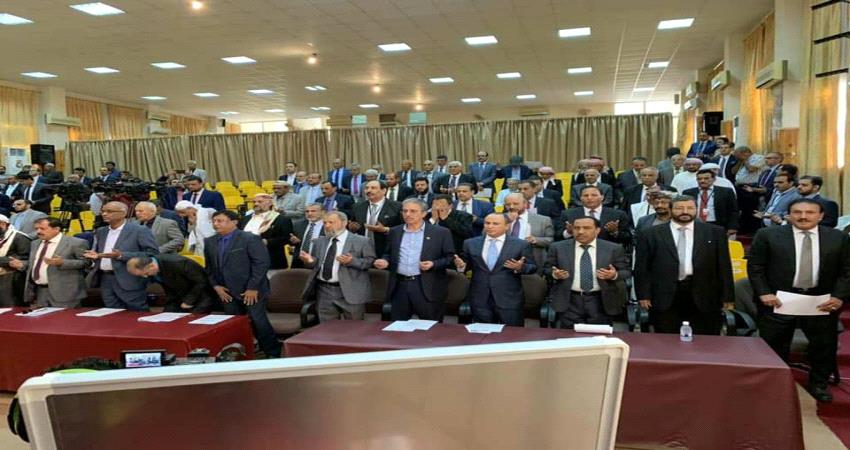 جدل عاصف في البرلمان حول مرتبات البرلمانيين #الحـوثيين