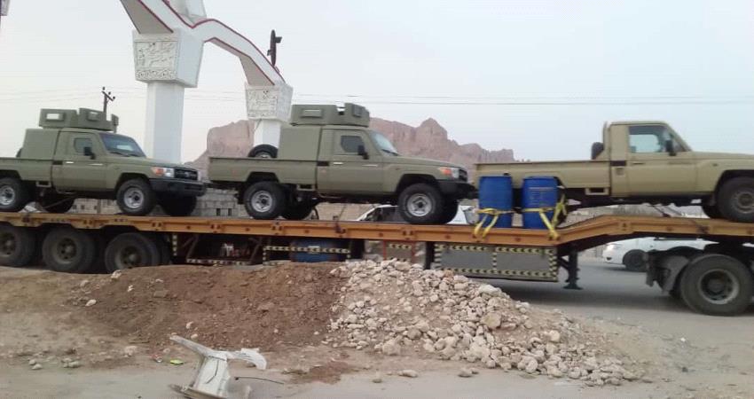 آليات عسكرية سعودية في طريقها الى عدن