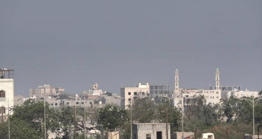 #الحـوثيون يقصفون مواقع القوات المشتركة في الحديدة 