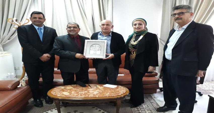 توقيع إتفاقية تعاون أكاديمي بين جامعتي حضرموت وتونس 