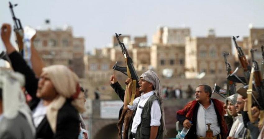 الحوثيون يكثفون جهود التجنيد تحسبا لاندلاع انتفاضة بصنعاء