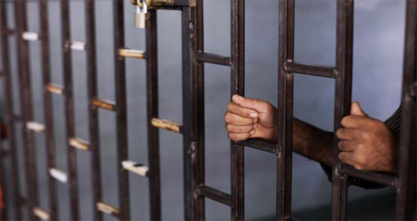 لحج: فاعل خير يحرر سجين بعد تكفله بدفع 100 ألف ريال كحق عام للمحكمة 