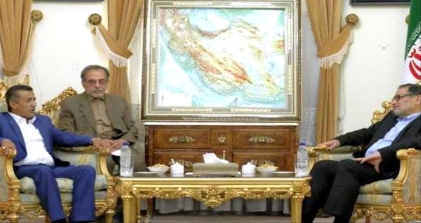 تنديدات واسعة بتسليم إيران لمقر السفارة اليمنية في طهران لممثل الحوثيين 