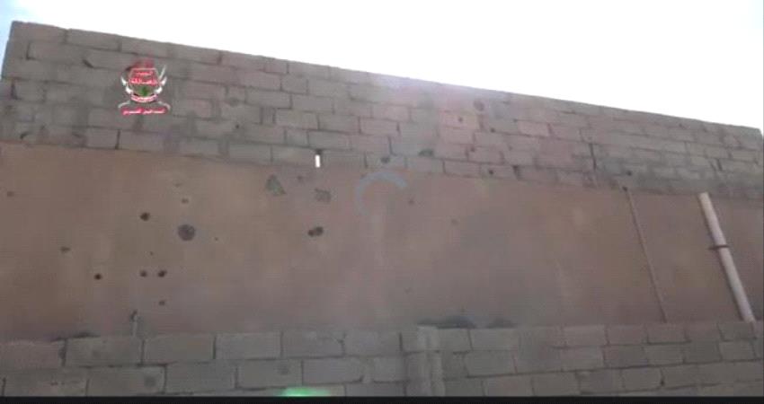 المليشيا تواصل خرق الهدنة وتقصف منازل المواطنين في حيس 