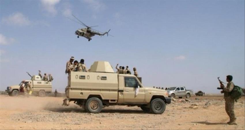وحدة عسكرية تابعة للشرعية تهاجم مواطنين معتصمين بقرب حقل العقلة النفطي