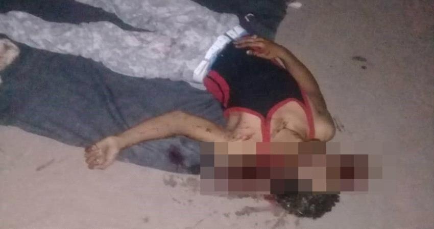 صورة- شاب يتعرض لطلق ناري بالرأس في عدن