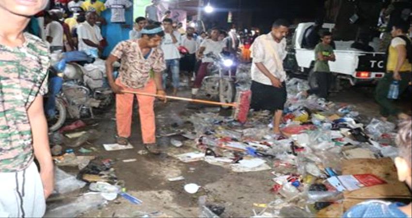 محلي الشيخ عثمان ينفذ حملة نظافة واسعة لأسواق وشوارع المديرية 