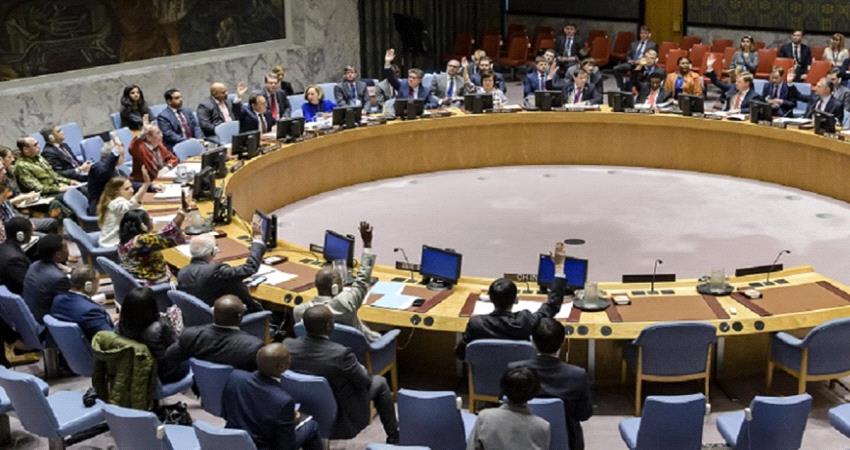 مجلس الأمن يدعم غريفيث ويؤكد ضرورة نشر البعثة الأممية في الحديدة 
