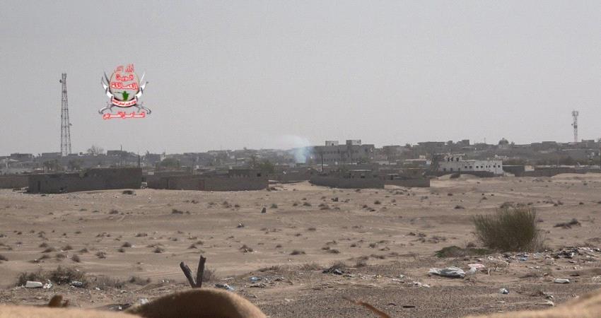 ‏الحديدة.. ميليشيات #الحـوثي تجدد قصفها على مواقع العمالقة والقوات المشتركة في الدريهمي 