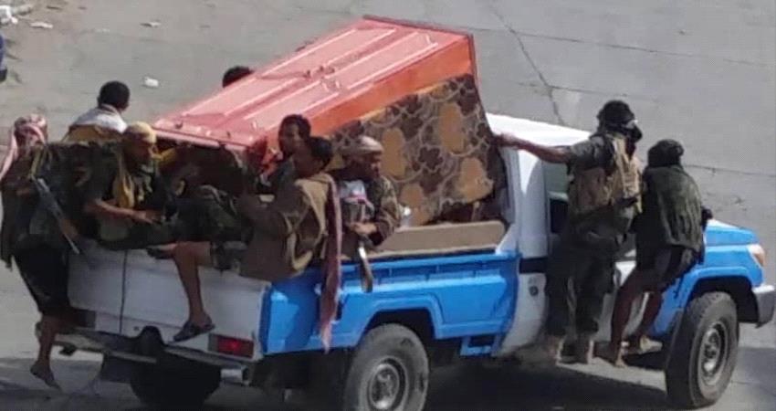 ابو العباس يخلي مسؤوليته بعد نهب قوات الحشد الاصلاحية ممتلكات المؤسسة الاقتصادية اليمنية