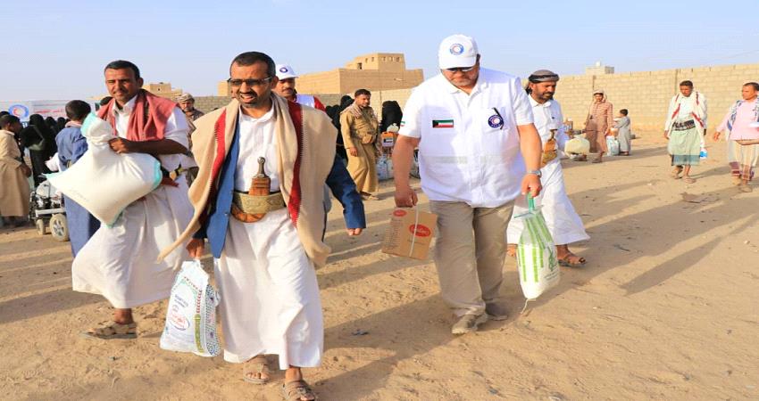 الهلال الكويتي يدشن مشروع توزيع السلال الغذائية في الجوف 