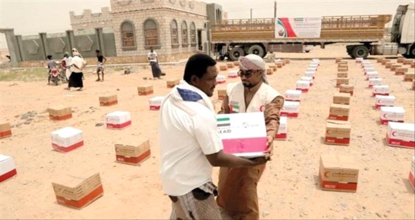 "أخبار الساعة": المتمردون يجوعون اليمنيين والتحالف يدعمهم