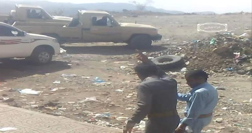 قائد حوثي يفتح النار على مجنديه وقتل عنصريين منهم بنقيل الخشبة جنوب محافظة إب