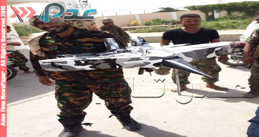 بالصور_ابتكارات لنماذج طائرة مسيرة وأسلحة وطواقم عسكرية في سجن بلحج