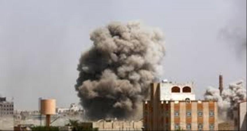 إنفجارات عنيفة تودي بحياة العشرات من ميلشيا الحوثي في الحديدة