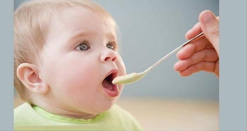 دراسة: 95% من أغذية الرضع المعبأة تحتوي معادن سامة