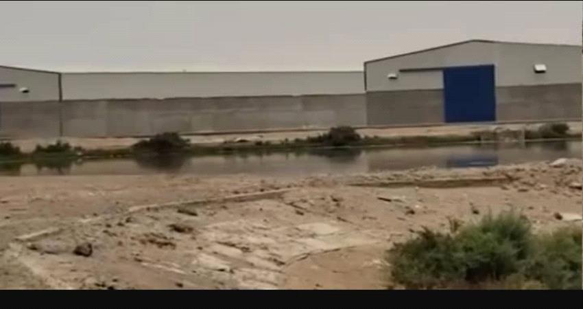 مياه عدن تحذر من كارثة مالية وبيئية وتدعو للحفاظ على البنية التحتية 