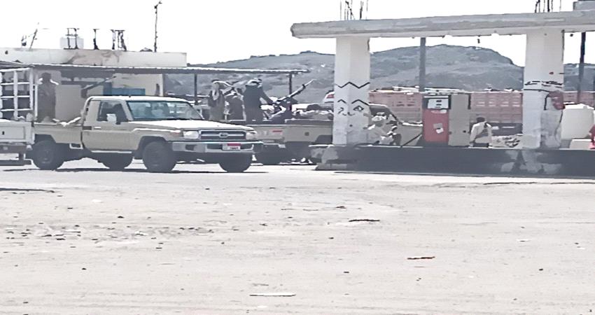  الحزام الأمني يتدخل للإفراج عن قواطر محتجزة في مسيمير لحج