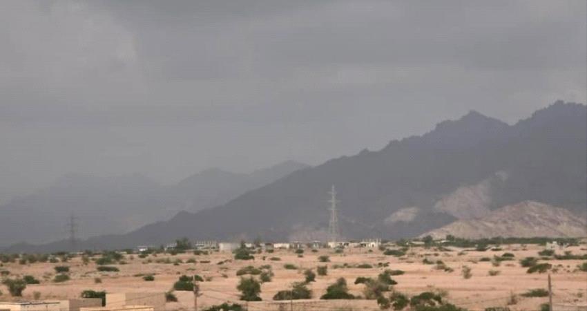 الحوثيون يواصلون استهداف مواقع القوات المشتركة في الحديدة