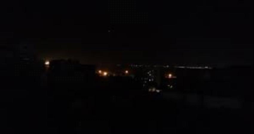 انقطاعات طويلة للتيار الكهربائي في عدن