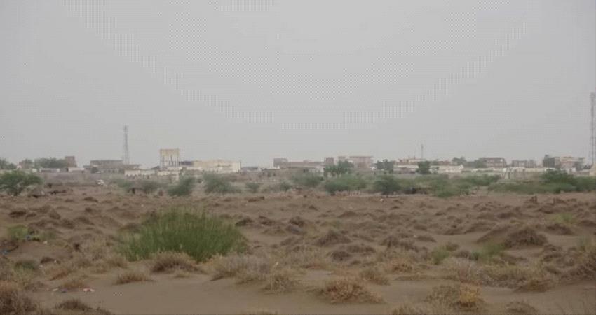 انتهاكات جديدة للحوثيين في قصفهم قرى اهلة ومزارع للمواطنين في التحيتا 