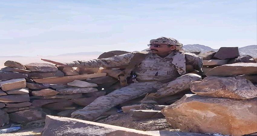 الحوثيون يعدمون قائد لواء تابع لهادي ويمثلون بجثته  