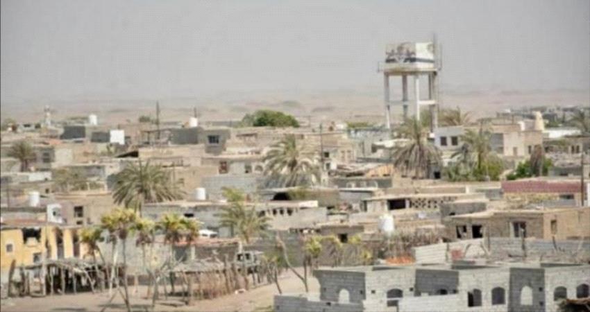 المشتركة تجبر الحوثيين على التراجع من مناطق سيطرتها في حيس 