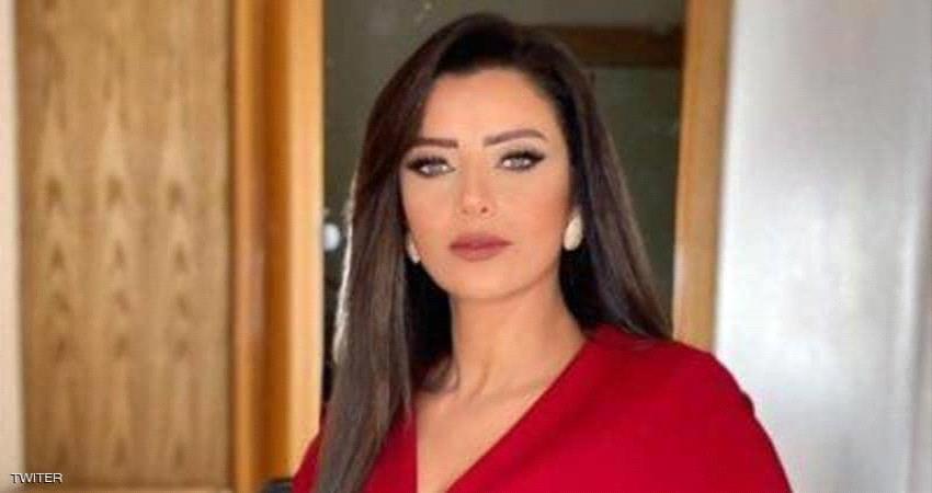 مذيعة مصرية تثير جدلا بسبب "الحجاب" 