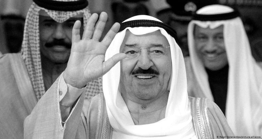 رحل "صباح الكويت".. مواقع التواصل تشتعل في رثاء رائد العمل الإنساني والسياسي