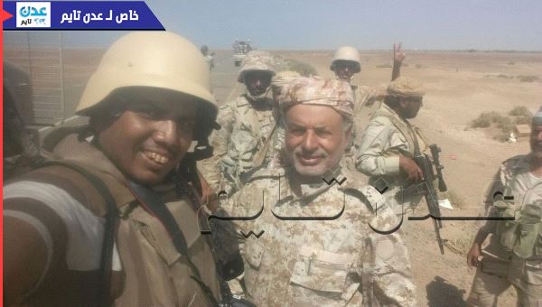 اللواء احمد سيف وقيادات جنوبية في مدينة المخا بعد سقوطها .. ( صور حصرية )