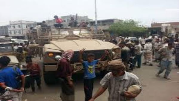 المقاومة الجنوبية  بالحبيلين ‫تلقي القبض على أتباع للحوثيين قادمين من صنعاء