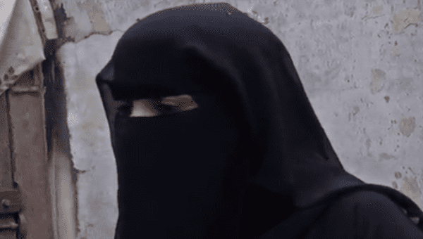 المرأة اليمنية.. تتحمل نتائج الحرب المؤلمة