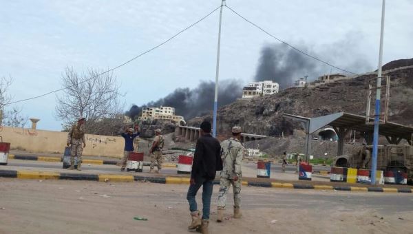 جريحان خلال تفجير سيارة مفخخة قرب منزل مدير أمن عدن 