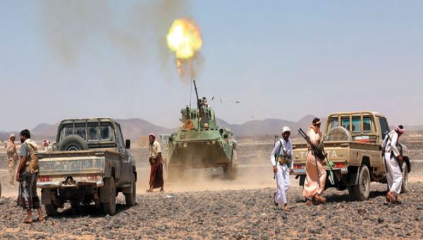  اليمن يعبر من «عاصفة الحزم» إلى «إعادة الأمل» في 2015