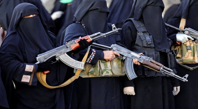 ميليشيات #الحوثي تمهد لتجنيد النساء وإرسالهن للجبهات