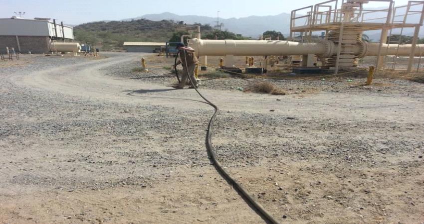 وزير النفط: #الحـوثيون مازالوا يسحبون النفط الخام من أنبوب شركة صافر