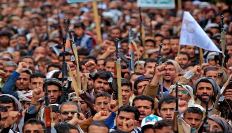 صحيفة لندنية : هكذا يستطيع الرئاسي اليمني الرد على تصعيد الحوثي !