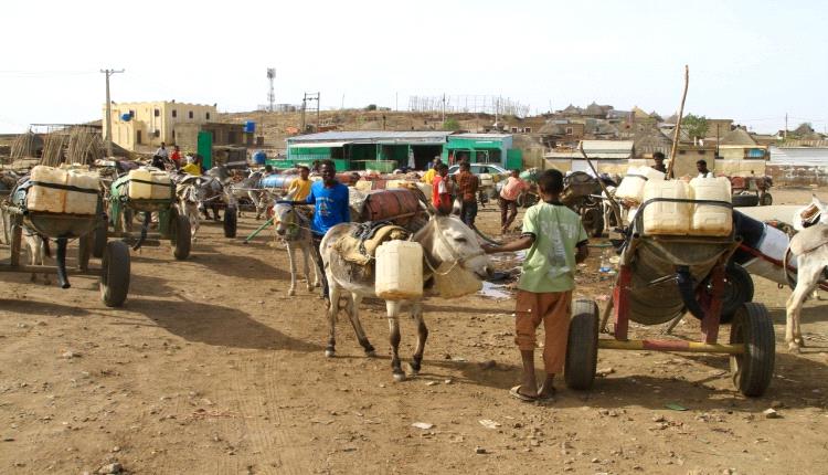 
الحرب تقطع الطرق بين الولايات السودانية